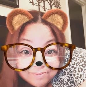 Meet your Posher, Gena